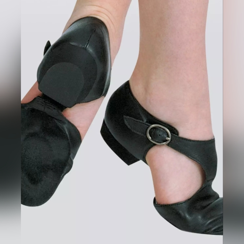 Capezio Pedini 321 Children's Dance/Jazz Shoes, NEW IN BOX, Multiple sizes